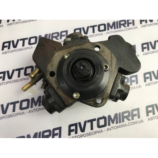 Топливный насос высокого давления  Fiat Punto 2009-2011 1.3JTD 55237690